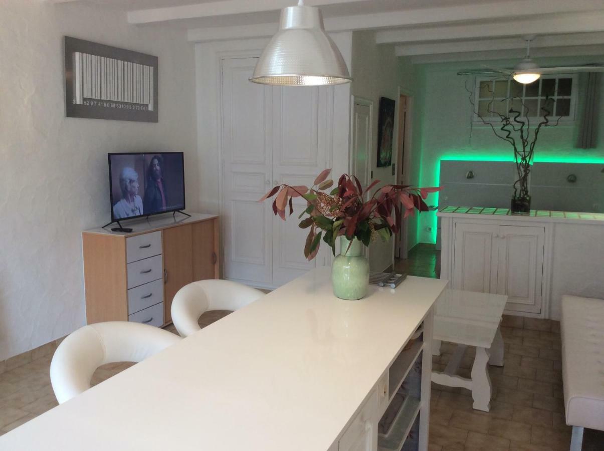 89 Le Grand Pin Daire Sainte-Maxime Dış mekan fotoğraf